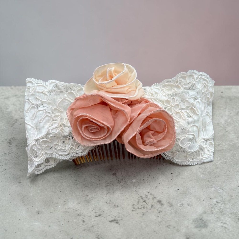 Vintage Floral Lace Hair Comb Barrette Accessory Cream Pink Fabric Roses Bouquet